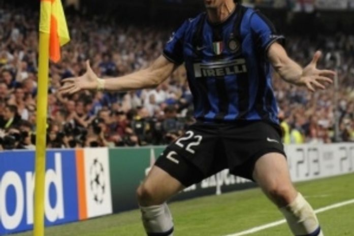 Milito decide 'tríplice coroa', Inter bate Bayern e leva o titulo