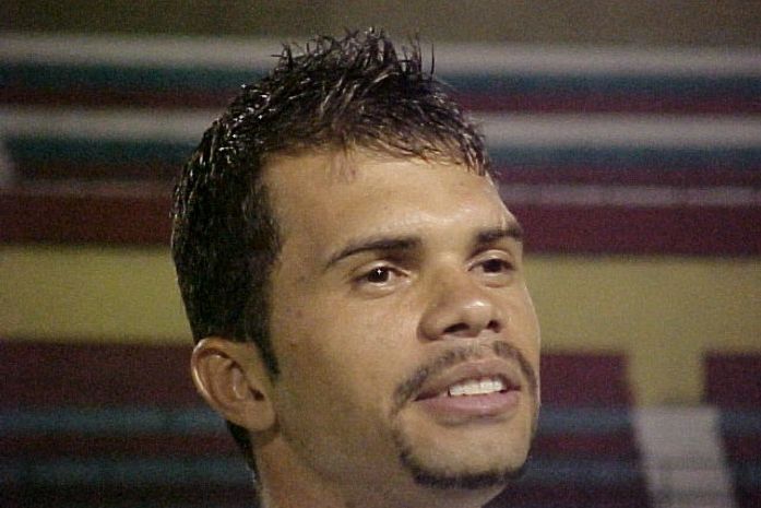 Lateral-esquerdo Claudinho, novo reforço azulino