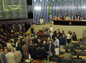 Câmara aprova aumentos propostos pelo governo para 33 mil servidores
