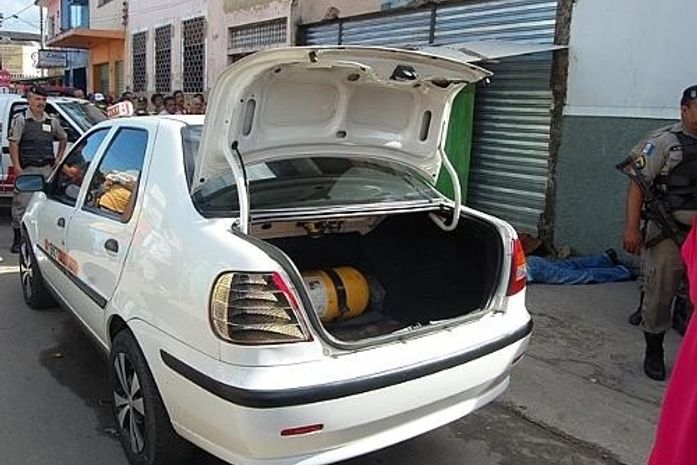 Taxista foi morto em ponto de táxi no Vergel