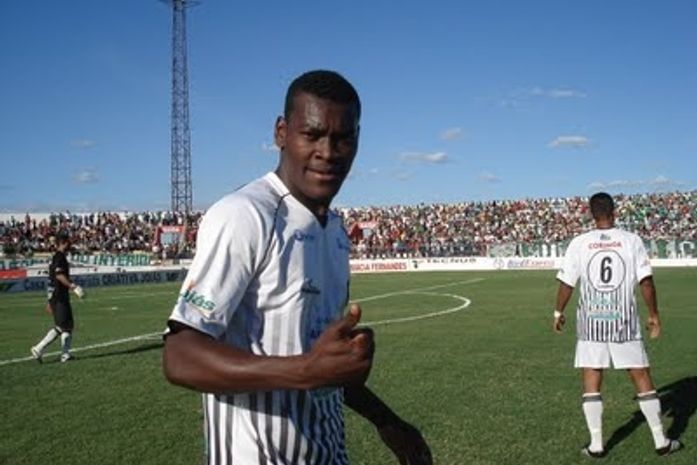 Ex-idolo do ASA corre o risco de ficar um ano afastado do futebol