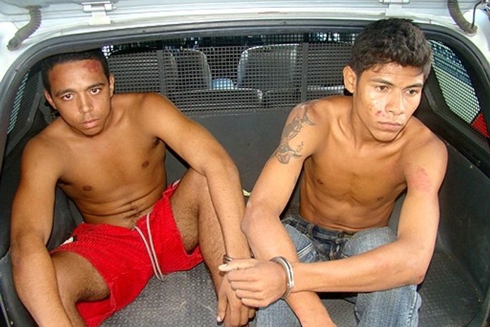 Assaltantes foram presos na Pajuçara