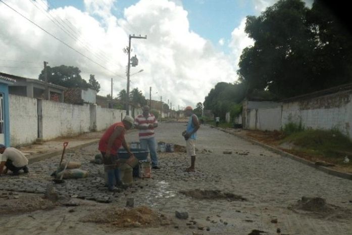 Prefeitura de Penedo continua investindo em pavimentações de ruas