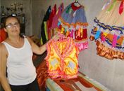 Costureiras intensificam produção de fantasias juninas em Anadia