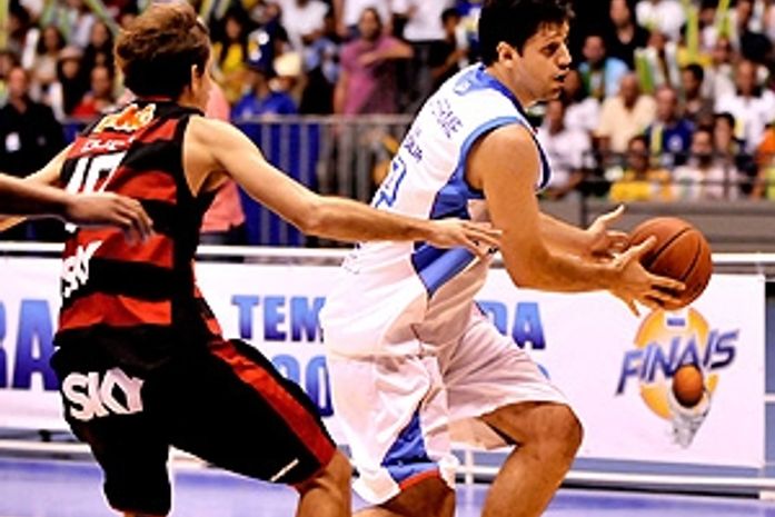 Guilherme completa 30 anos e sonha com título no Rio como presente