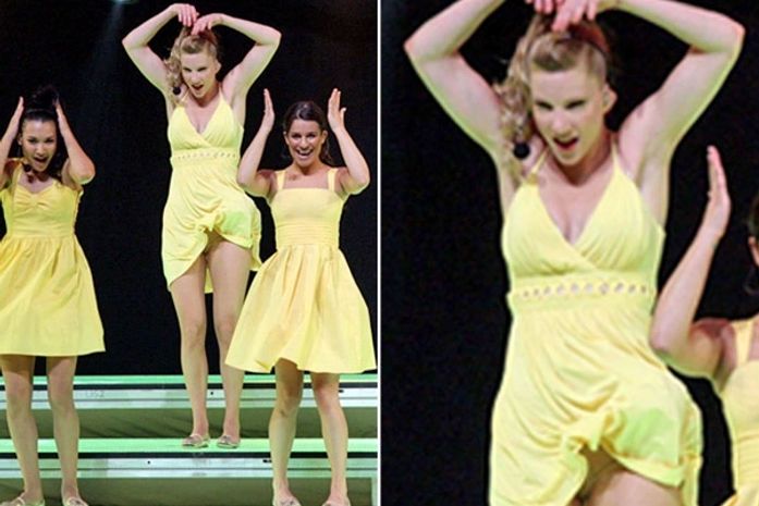 Ops! Heather Morris, de 'Glee', deixa calcinha à mostra em performance