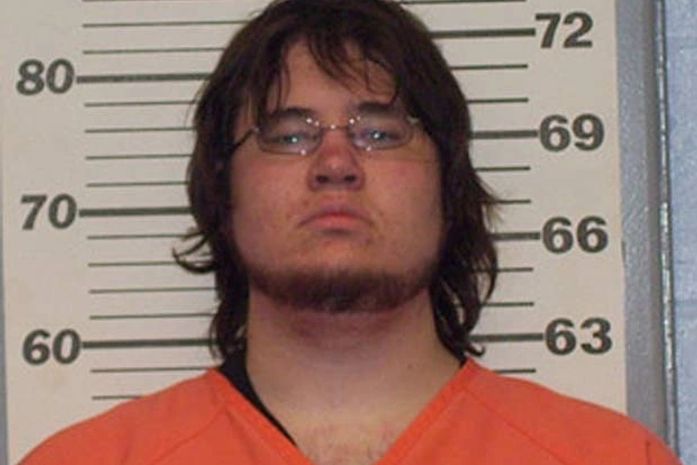 Dillon Makuski foi flagrado roubando fraldas usadas