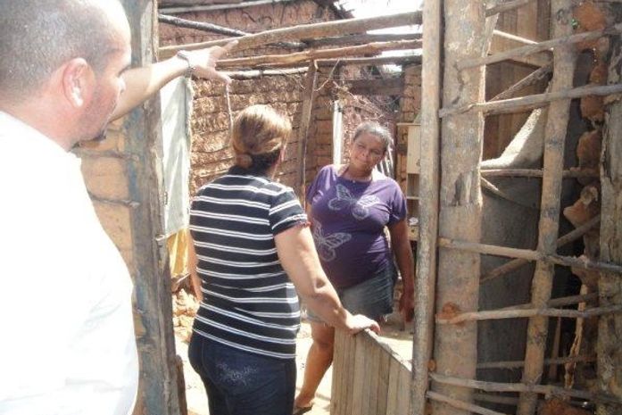 Casa de taipa não resistiu a chuva e desabou