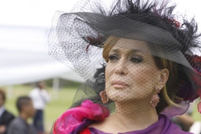 Susana Vieira sente na pele o pouco caso da Globo