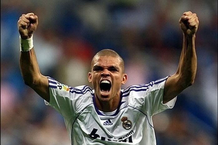 Alagoano se desculpa por pisão "involuntário" em Messi