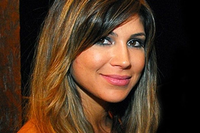 Dani Souza, a Mulher Samambaia, comenta suposta briga com equipe da Record