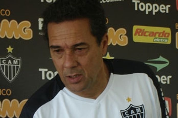 Luxemburgo denunciado por tentativa de inscrição eleitoral fraudulenta