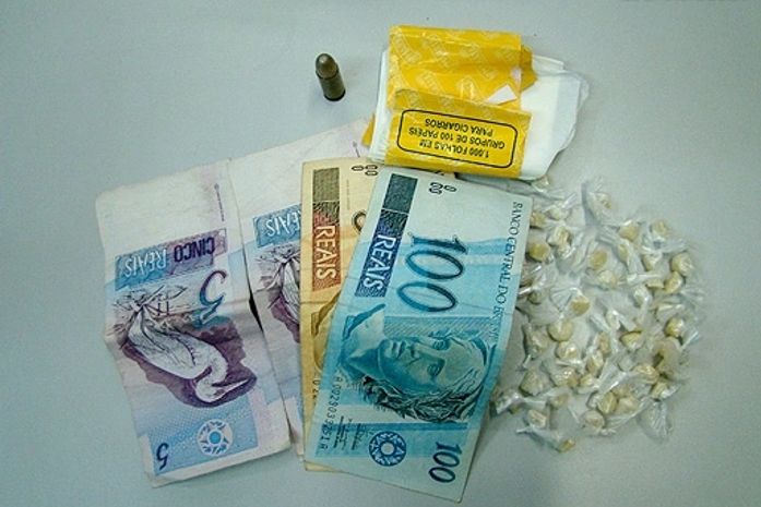 Acusado de tráfico é com crack no Jacintinho