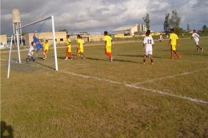 Campeonato das Comunidades: Semifinalistas se enfrentam neste sábado