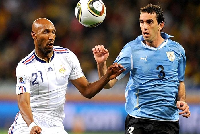 Com pouca ousadia e muitos erros, França e Uruguai se arrastam no 0 a 0