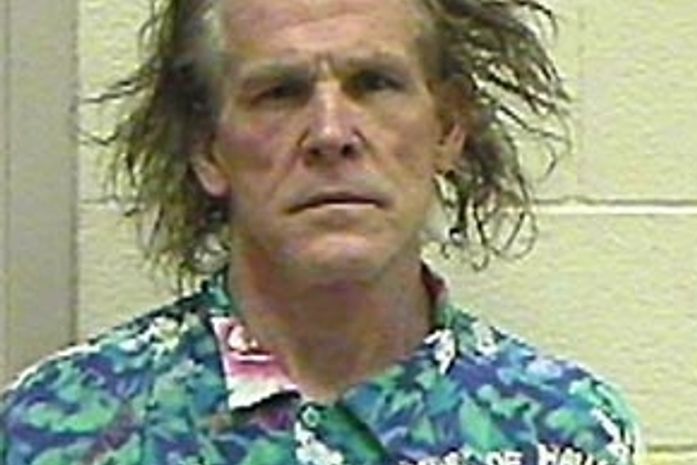 Nick Nolte se interna em clínica de reabilitação da Alemanha, diz revista