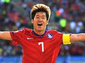 Coreia do Sul bate o tambor, domina os gregos e vence sem sustos: 2 a 0