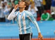 Vídeo:Messi joga como no Barcelona e conduz Argentina à vitória contra a Nigéria