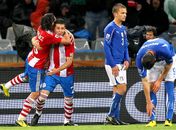 Itália se ‘falsifica’ de ofensiva, mas não passa de empate com Paraguai