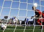 Nova Zelândia marca no fim e arranca empate com Eslováquia