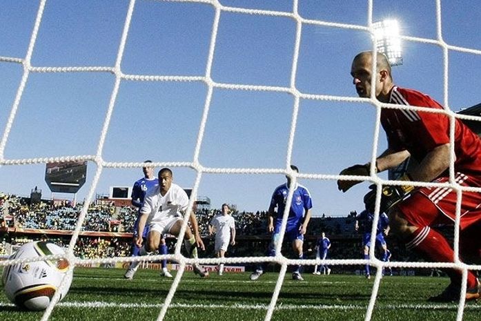 Nova Zelândia marca no fim e arranca empate com Eslováquia