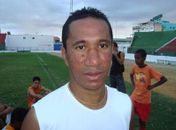 Atacante Clodoaldo