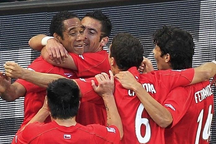 Depois de 48 anos, Chile volta a vencer na Copa: 1 a 0 sobre Honduras