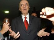 Serra é agressivo volta a carga contra Collor e mostra imagem de discurso em Penedo-AL