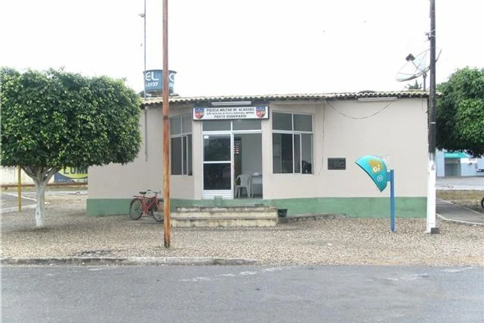 Bandidos são presos após assaltarem e balearem proprietário de uma D-20