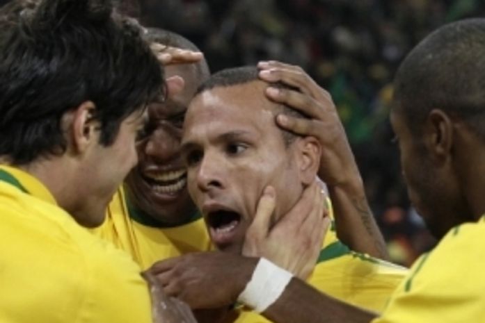 Jornais da Costa do Marfim reclamam de 'mão assassina'