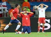 Chile encerra marca histórica da Suíça e dispara na ponta