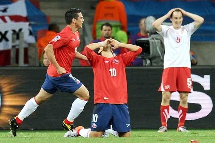 Chile encerra marca histórica da Suíça e dispara na ponta