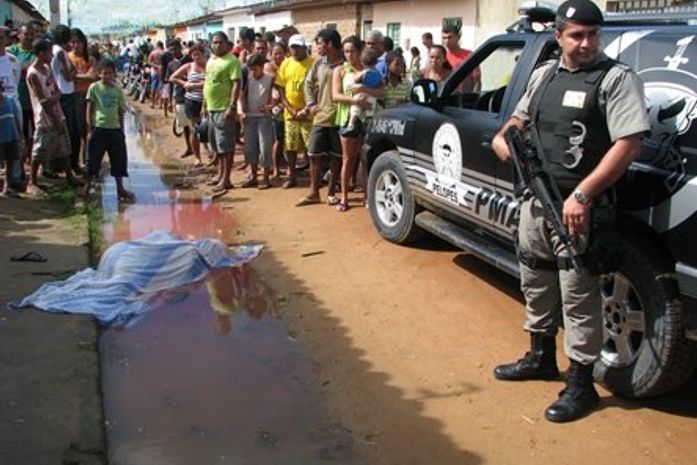 Homem é executado com seis tiros no Loteamento Hélio Jatobá