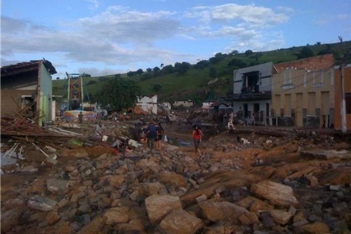 Governo federal libera R$ 100 milhões para vitimas da chuva no Nordeste