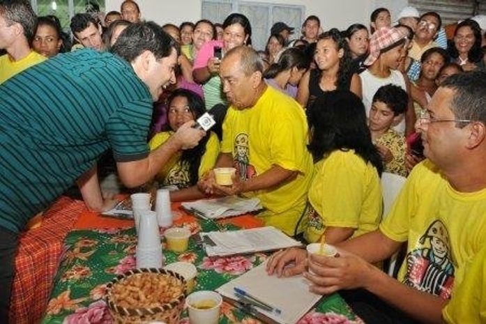 Hoje: Evaristo Costa apresenta São João de Arapiraca e Maceió no Jornal Hoje‏