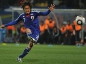 Japão vence Dinamarca por 3 a 1, quebra tabus e se classifica