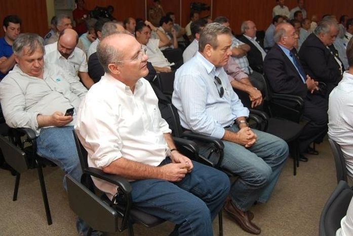 Renan Calheiros diz que Estado precisa de pressa para ser reconstruído
