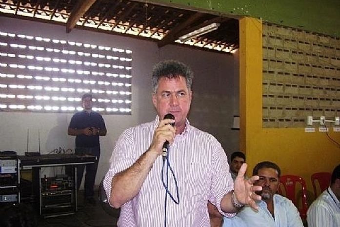 VÍDEO:Convenção do PDT : Joaquim Beltrão desiste de ser vice de Collor