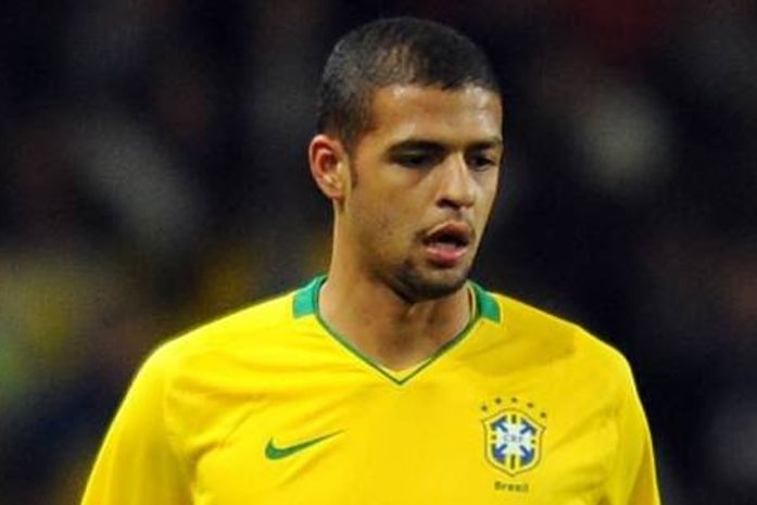 Meio-campista Felipe