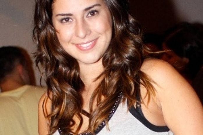 Fernanda Paes Leme se recusa a dividir carro com Íris Stefanelli