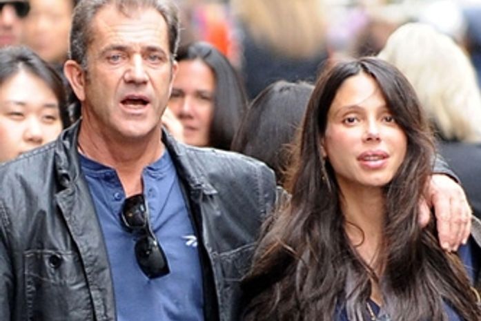 Ex-namorada agredida consegue ordem de restrição contra Mel Gibson