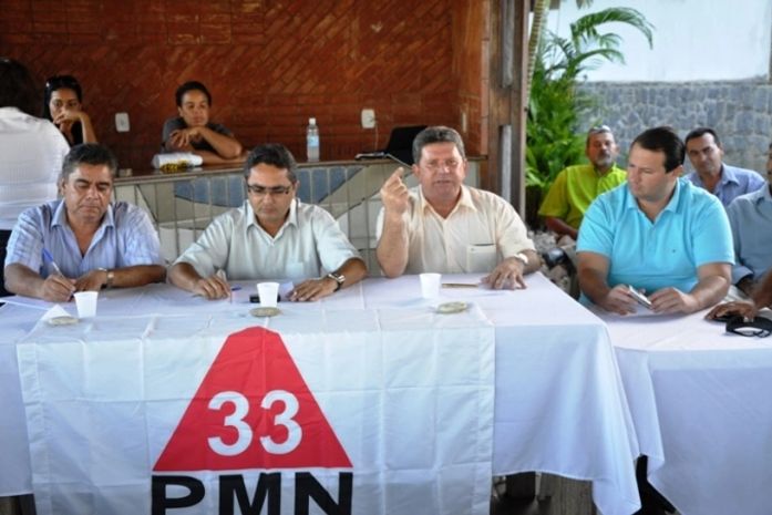 PMN decide em convenção apoiar Fernando Collor
