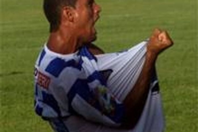 Atacante Alexsandro pode deixar o CSA; Jogador começou receber propostas