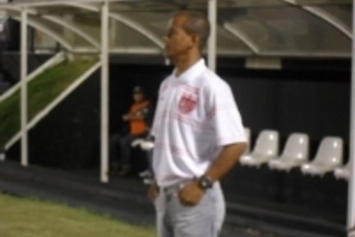Técnico interino Joécio Barbosa