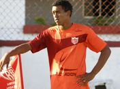 Zagueiro Alex Lima não renova com CRB e aguarda proposta