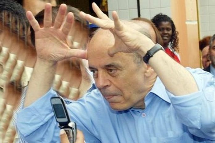 Vazamento na Receita: É o mesmo que Collor fez com Lula, diz Serra