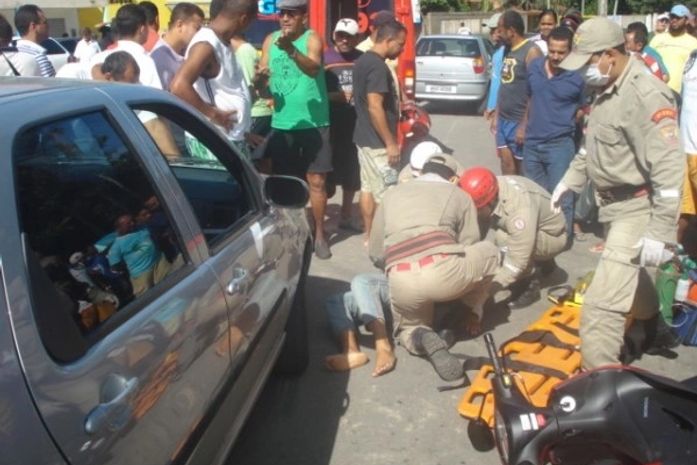 Colisão em Penedo deixa mulher gravemente ferida