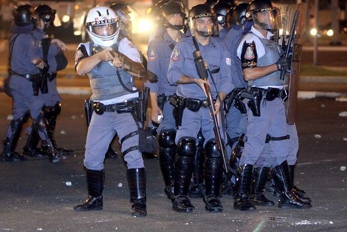 PM quer policiais falando inglês e espanhol na Copa 2014