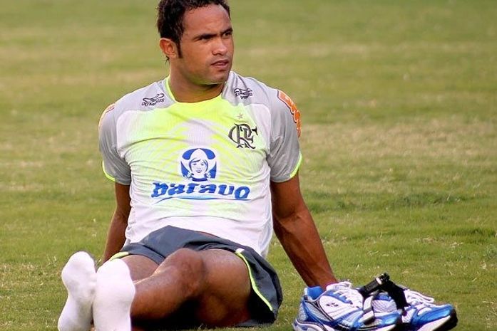 Menor suspeito de matar Eliza é apreendido na casa de Bruno