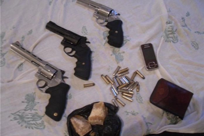 Policia prende quadrilha liderada por  traficante que atirou em agente federal